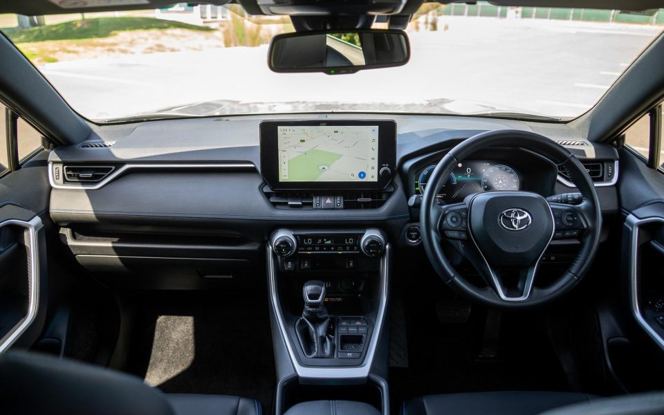2024 Toyota RAV4 HYBRID XSE (2WD)