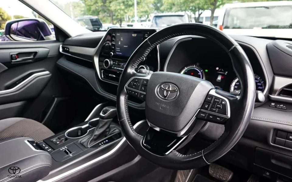 2021 Toyota Kluger GX
