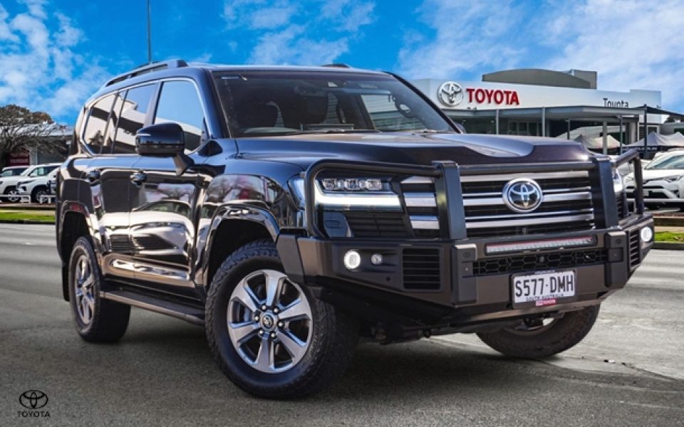 2022 Toyota Landcruiser VX
