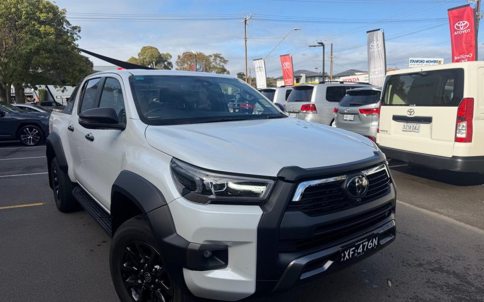 2025 Toyota Hilux Rogue