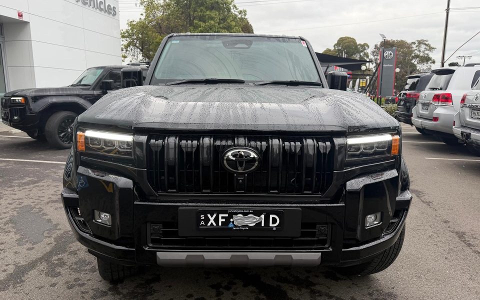 2025 Toyota Landcruiser Prado Kakadu
