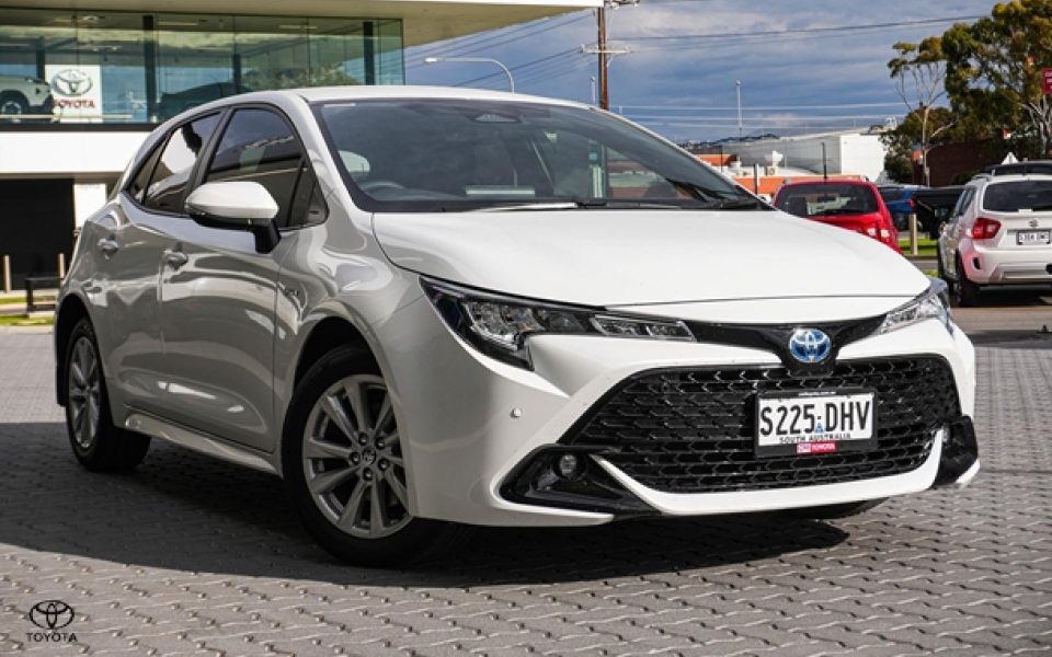 2025 Toyota Corolla SX Hybrid