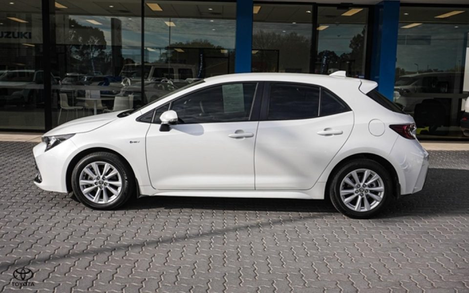 2025 Toyota Corolla SX Hybrid