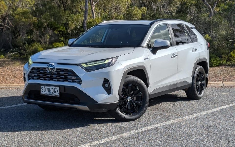 2024 Toyota Rav4 Hybrid Cruiser-AWD