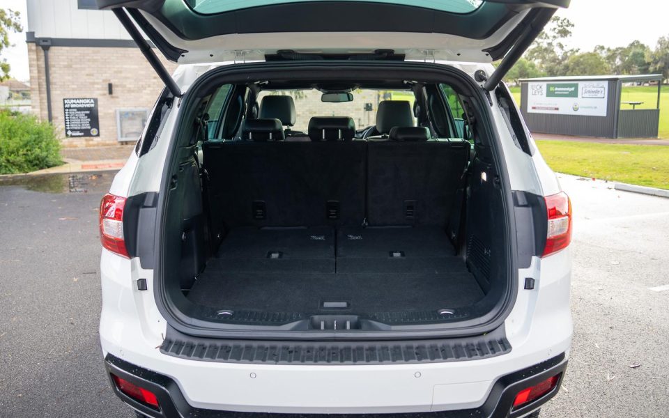 2022 Ford Everest Titanium