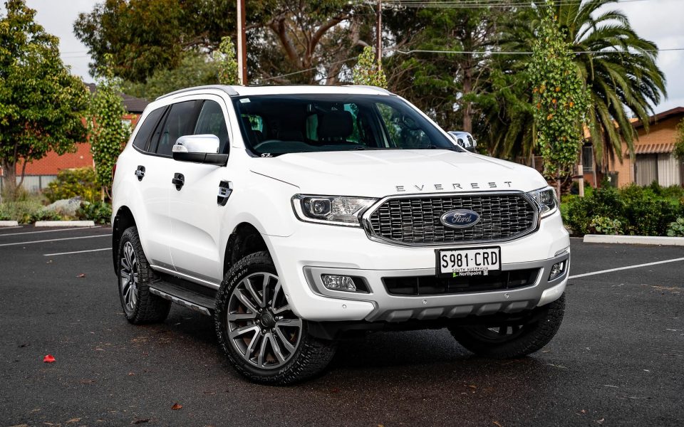 2022 Ford Everest Titanium