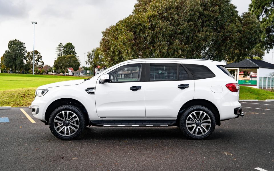 2022 Ford Everest Titanium