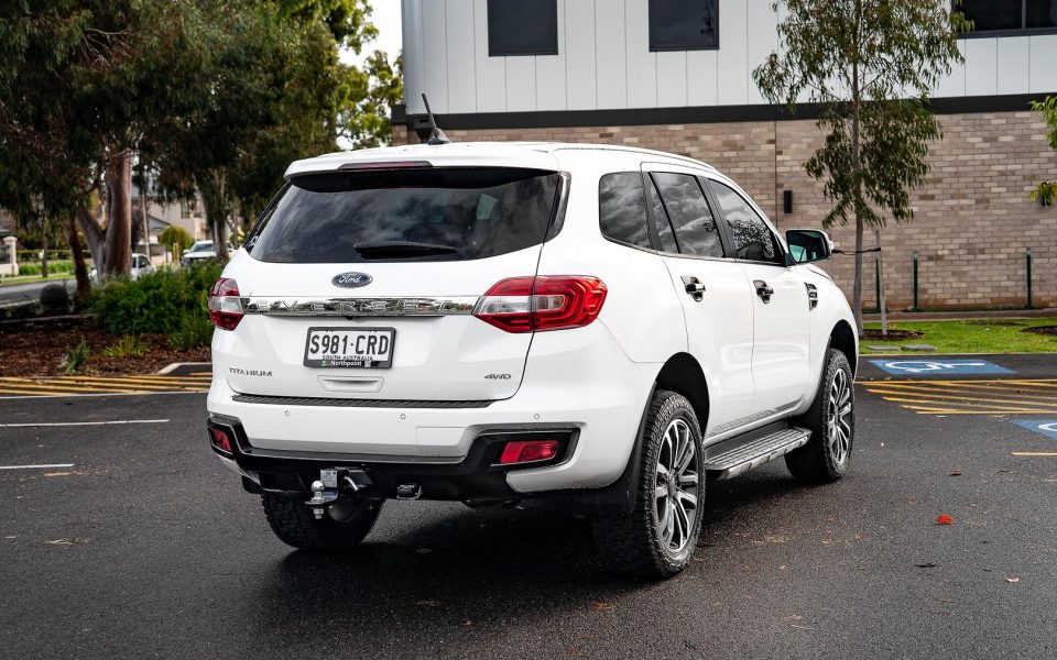 2022 Ford Everest Titanium