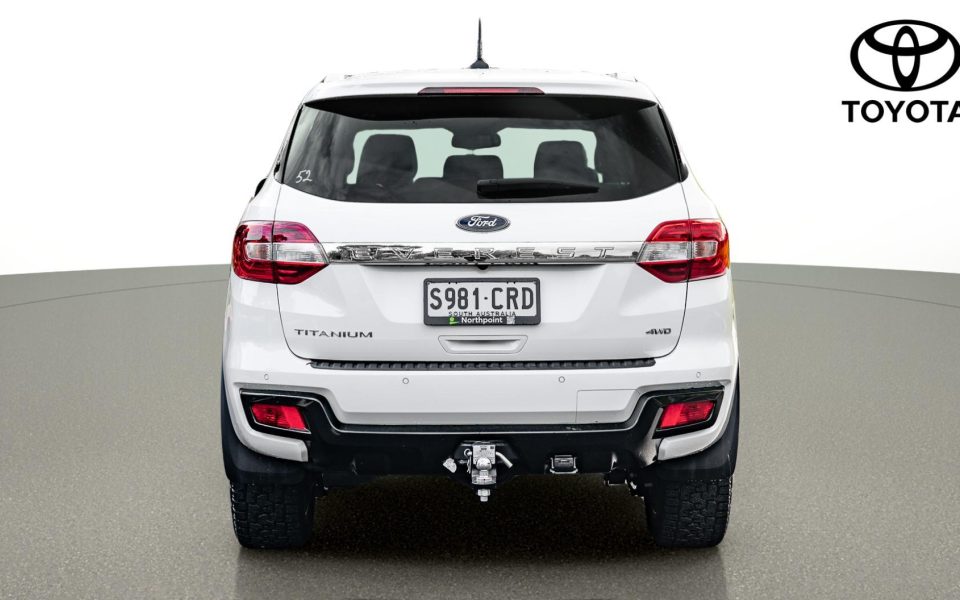 2022 Ford Everest Titanium