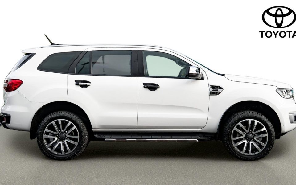 2022 Ford Everest Titanium