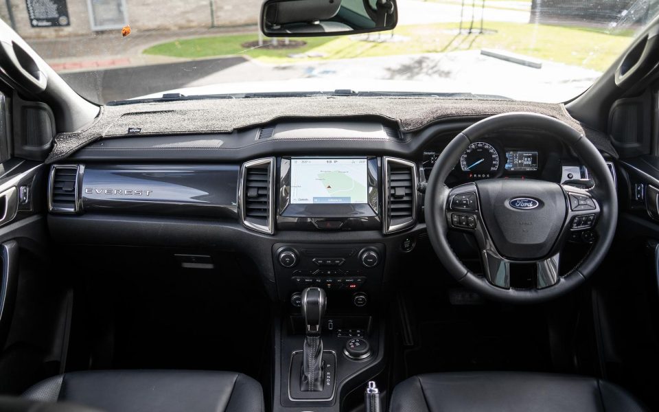 2022 Ford Everest Titanium