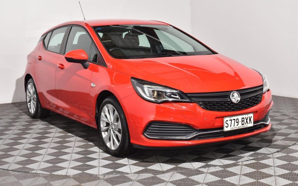 2018 Holden Astra R