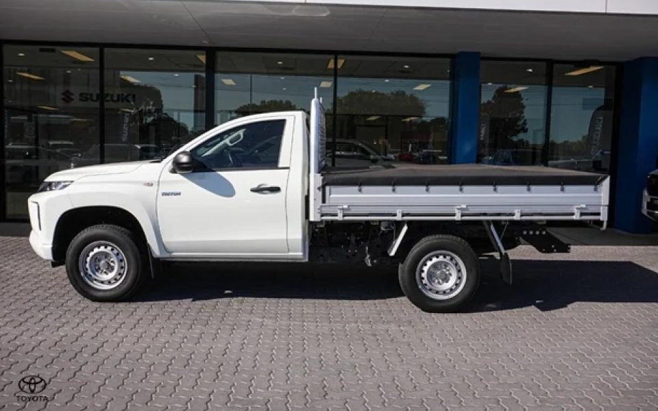 2020 Mitsubishi Triton GLX