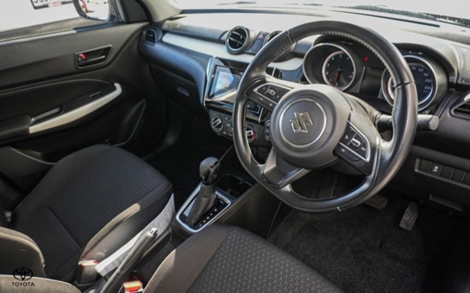 2020 Suzuki Swift GL Navigator