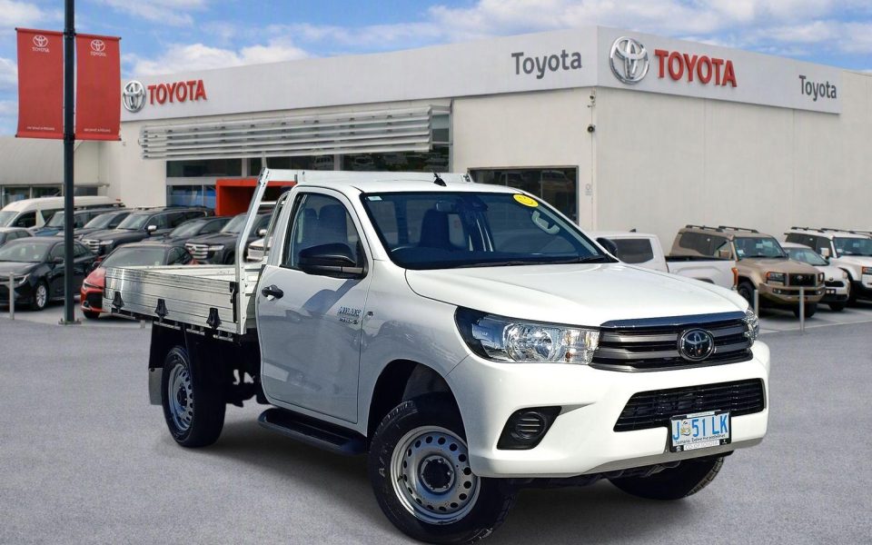 2020 Toyota Hilux SR