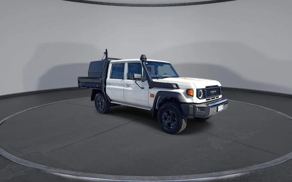 2024 Toyota LC Military GXL