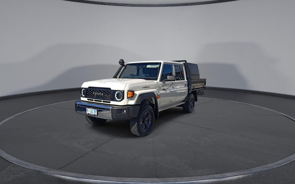 2024 Toyota LC Military GXL