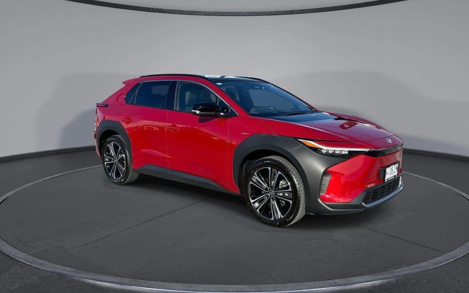2025 Toyota bZ4x Standard AWD