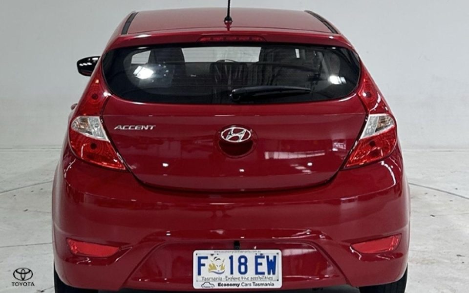 2016 Hyundai Accent Active
