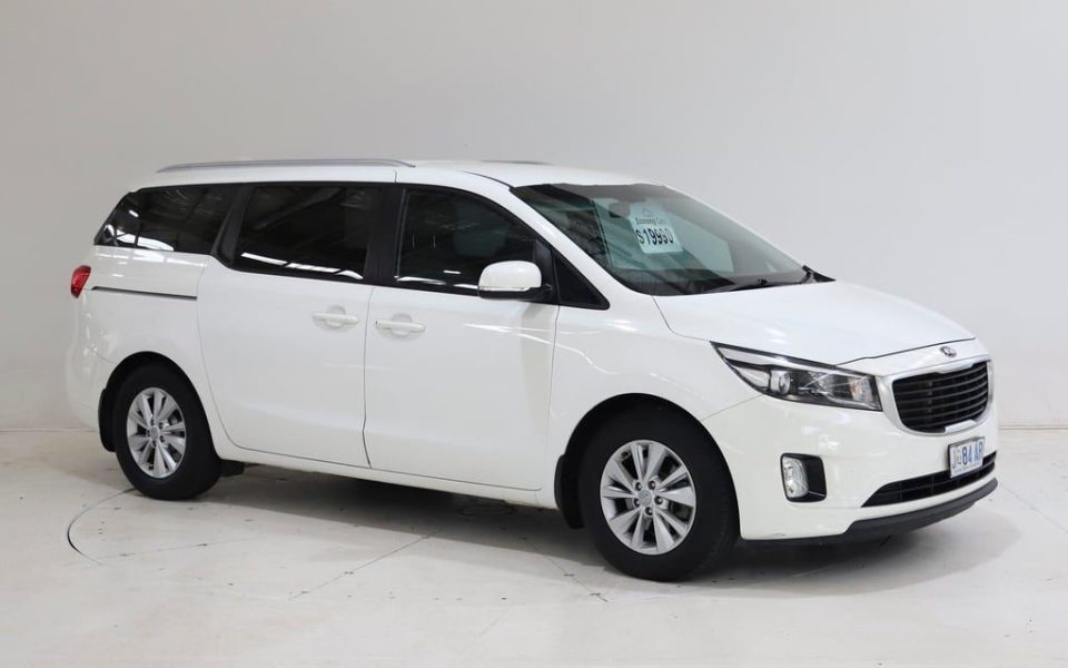 2017 Kia Carnival Si