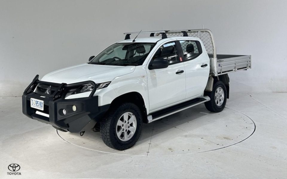 2019 Mitsubishi Triton GLX+