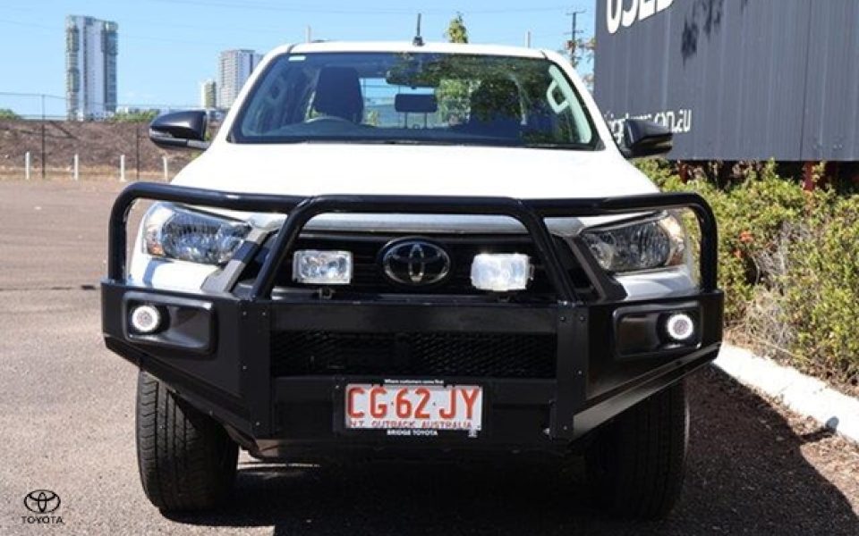 2020 Toyota Hilux SR