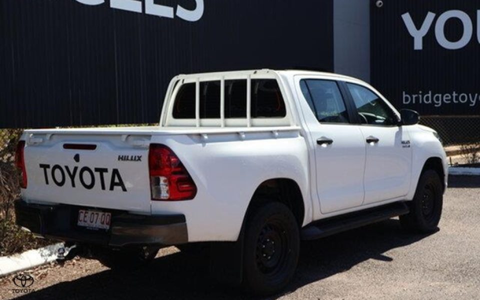 2020 Toyota Hilux SR