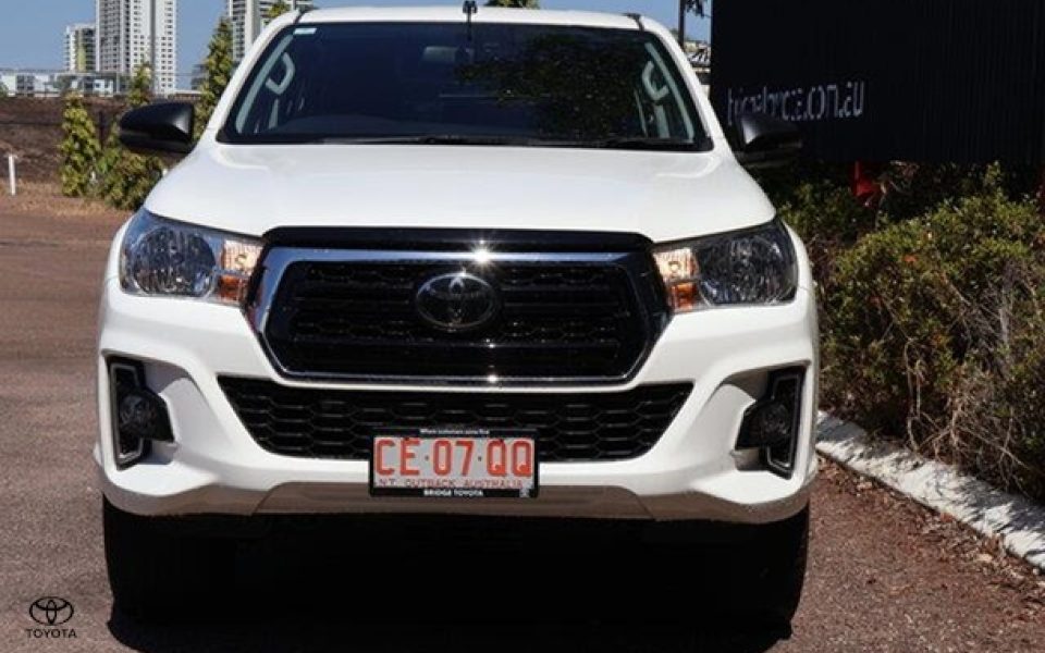 2020 Toyota Hilux SR