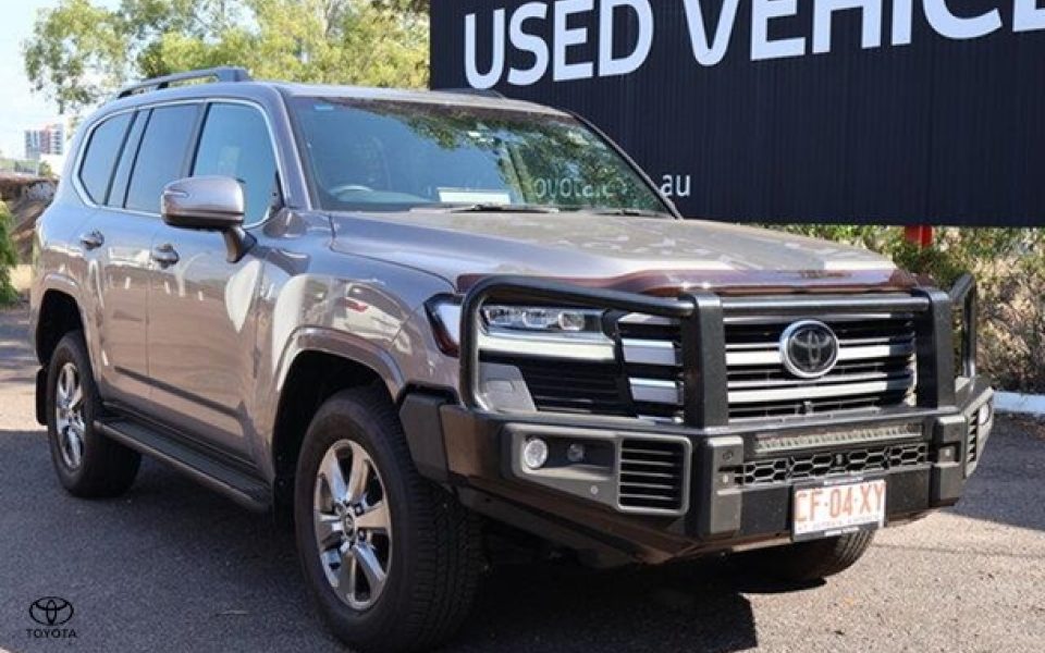 2022 Toyota Landcruiser VX