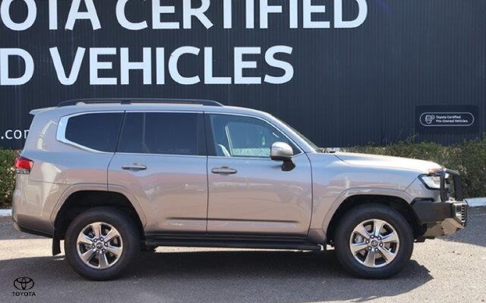 2022 Toyota Landcruiser VX