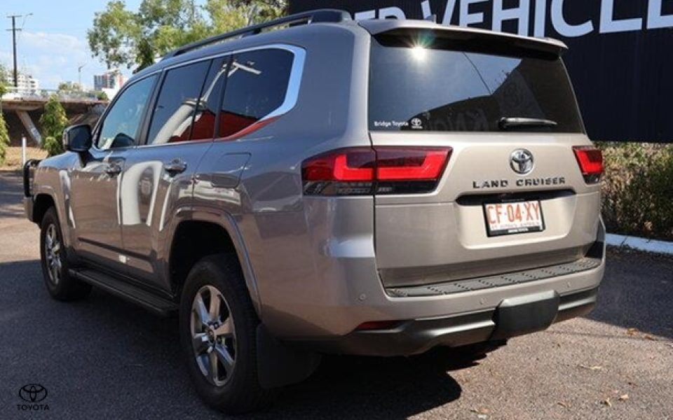 2022 Toyota Landcruiser VX