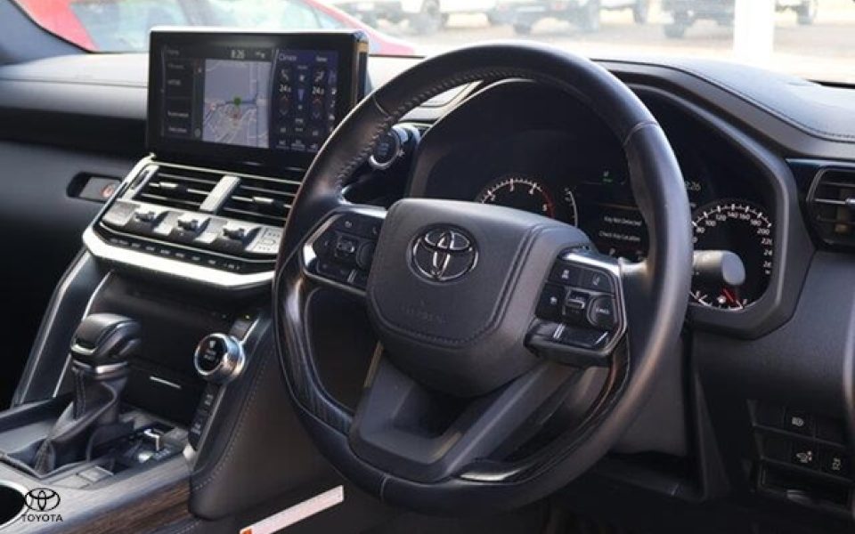 2022 Toyota Landcruiser VX