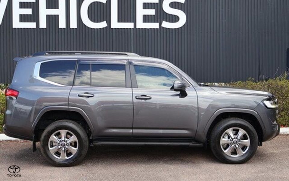 2022 Toyota Landcruiser VX