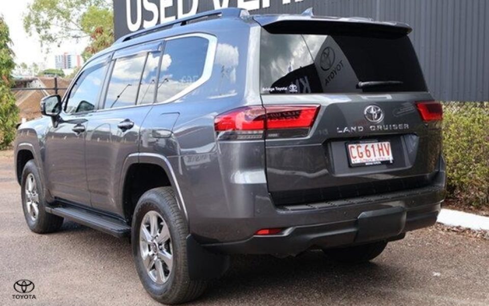 2022 Toyota Landcruiser VX