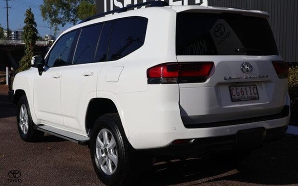 2024 Toyota Landcruiser GXL