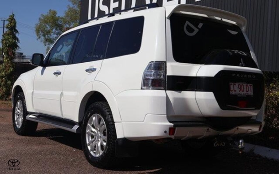 2017 Mitsubishi Pajero GLX