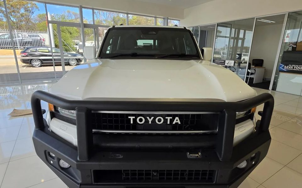 2024 Toyota Landcruiser Prado GXL