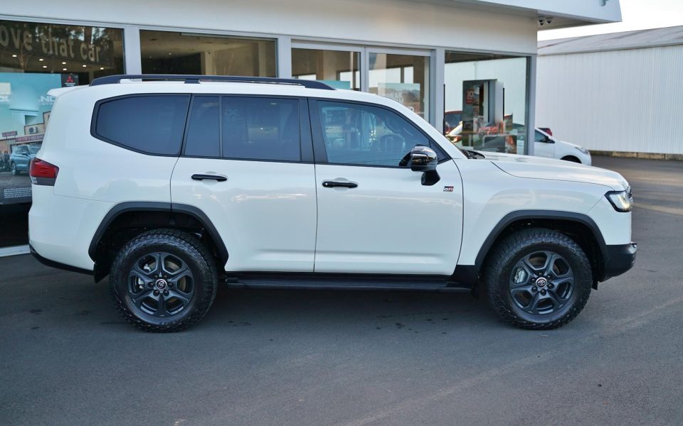 2022 Toyota Landcruiser GR-S