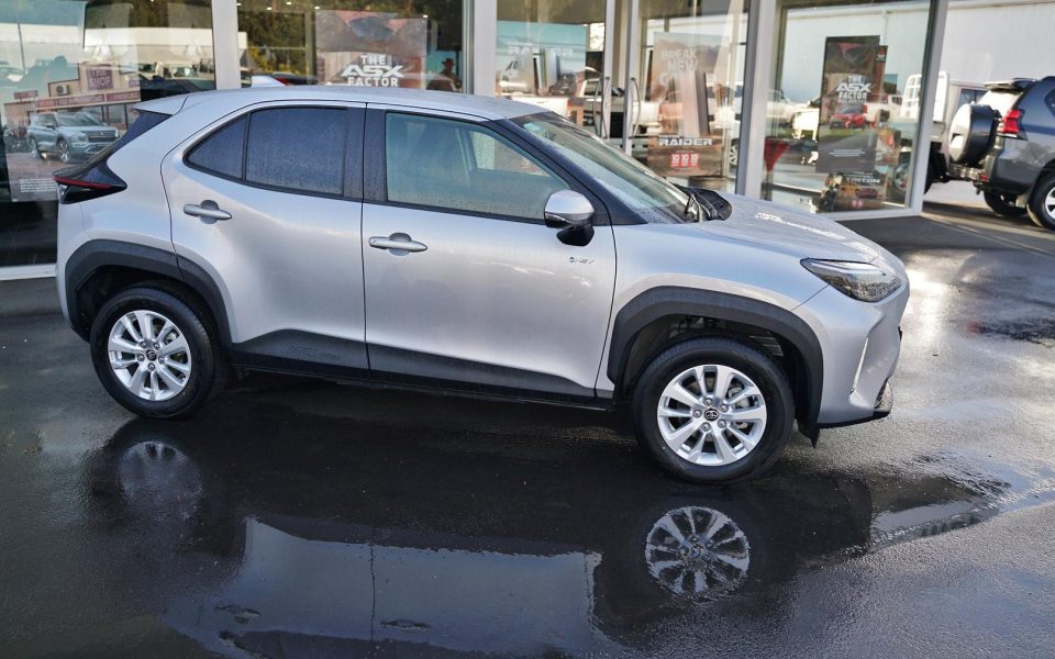 2024 Toyota Yaris Cross Hybrid GXL