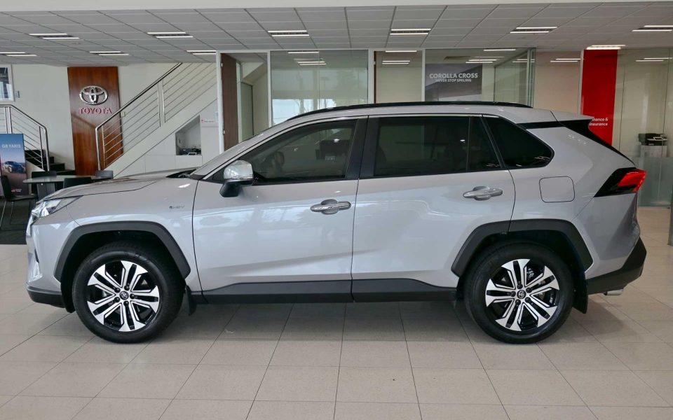 2024 Toyota RAV4 Hybrid Cruiser AWD