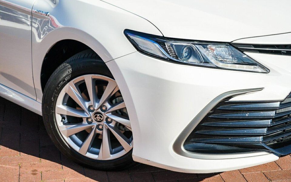 2021 Toyota Camry Hybrid Ascent