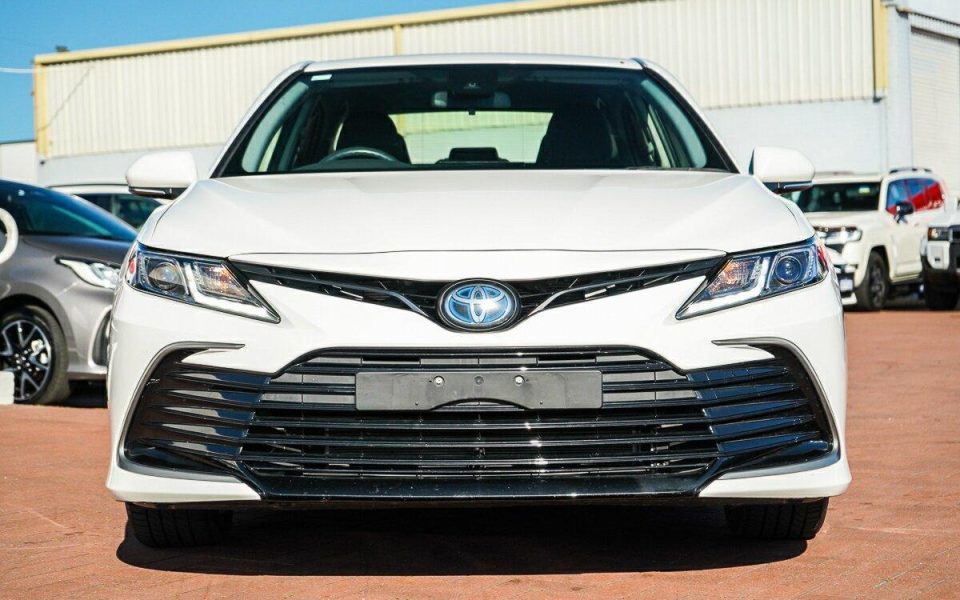2021 Toyota Camry Hybrid Ascent