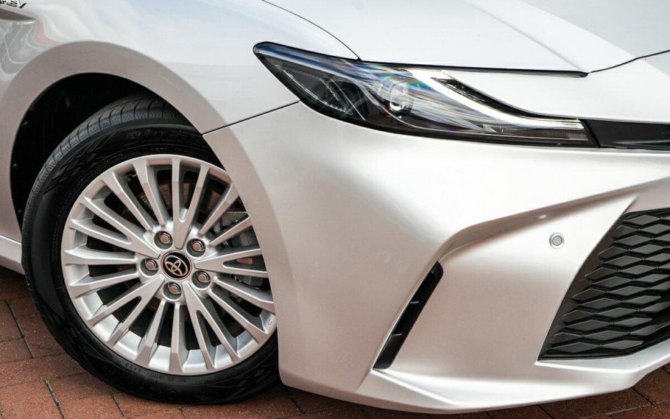 2025 Toyota Camry Hybrid Ascent