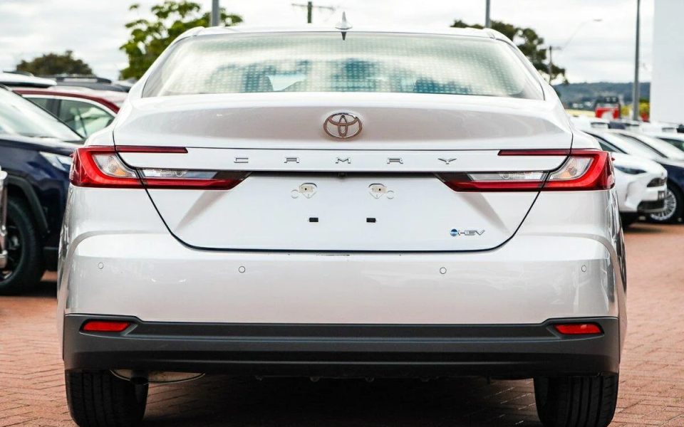 2025 Toyota Camry Hybrid Ascent