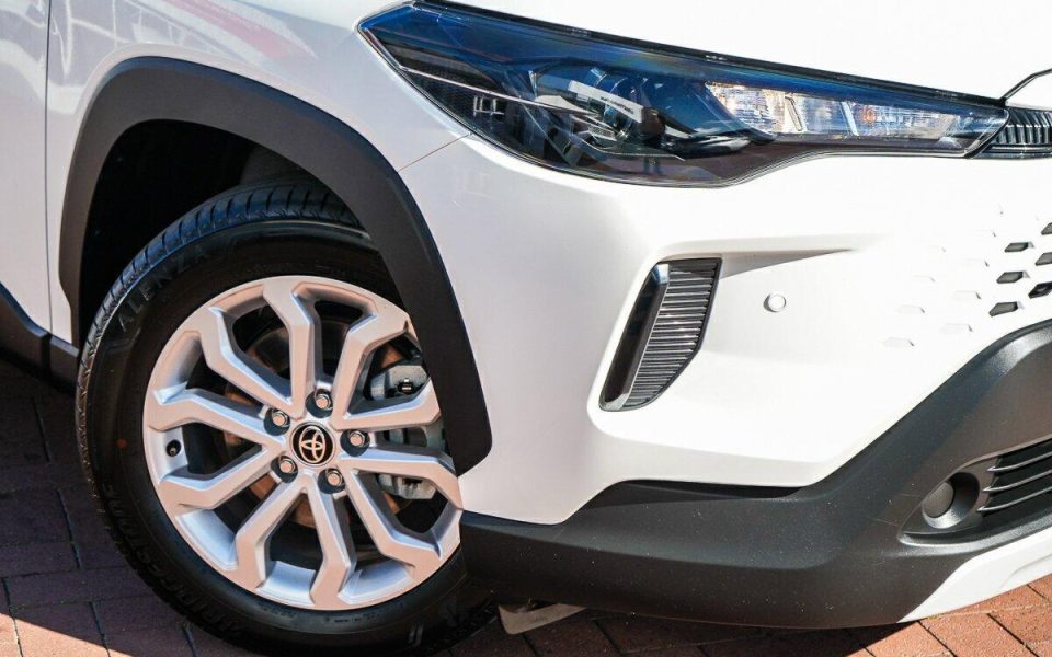 2025 Toyota Corolla Cross HV GX