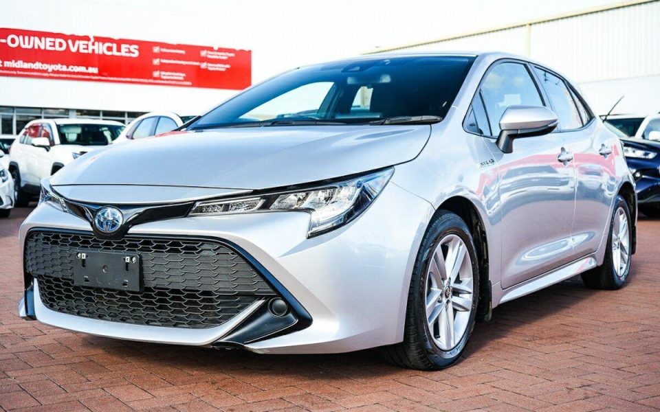 2018 Toyota Corolla Hatch Hybrid Ascent Sport