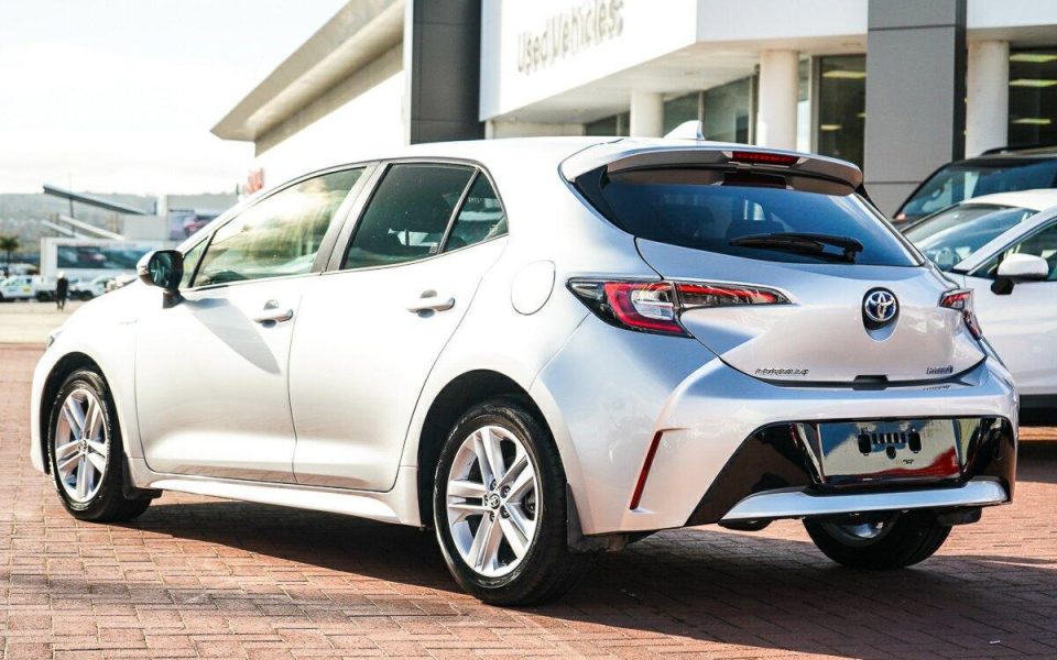 2018 Toyota Corolla Hatch Hybrid Ascent Sport