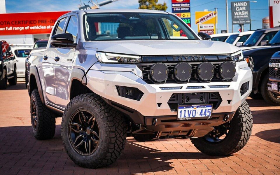 2025 Toyota Hilux 4x4 SR5