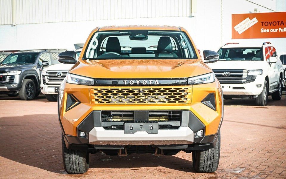 2026 Toyota Hilux 4x4 SR5+