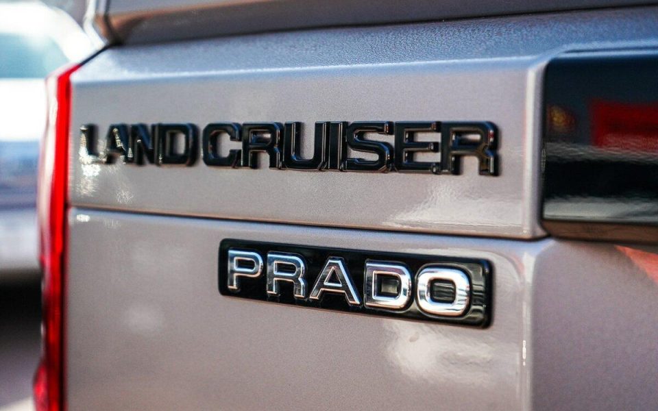 2025 Toyota Landcruiser Prado Altitude